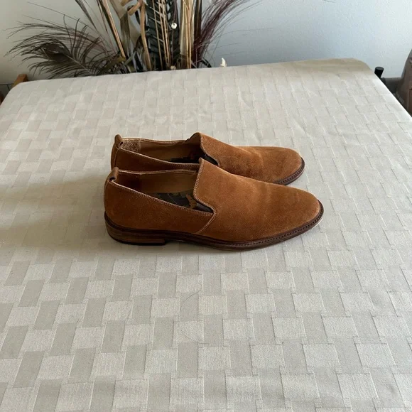 Warfield & Grand Suede Menlo Loafers in Rust Aurélien | Rust Suede Yacht Loafer main image 2